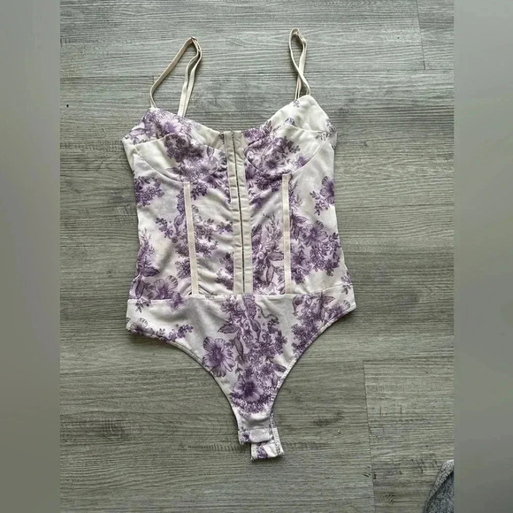 Intimately free people bodysuit Sz S very sexy and delicate - Picture 1 of 3